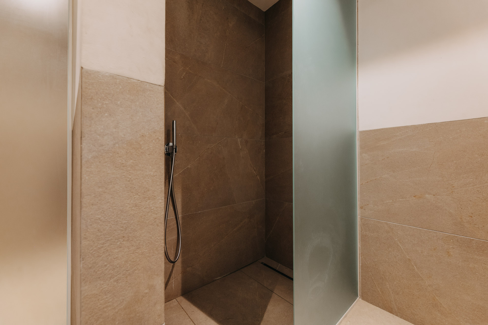 Luxury-apartments_unique_properties-81