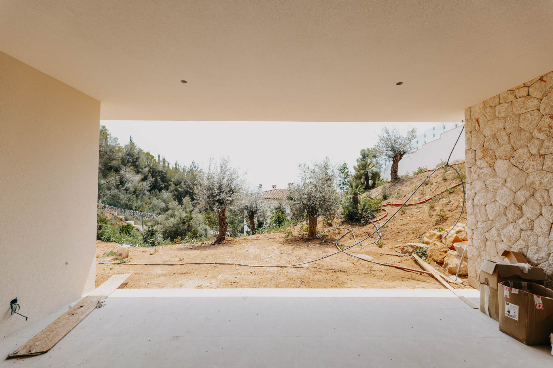 Samaniego_unique_properties-15