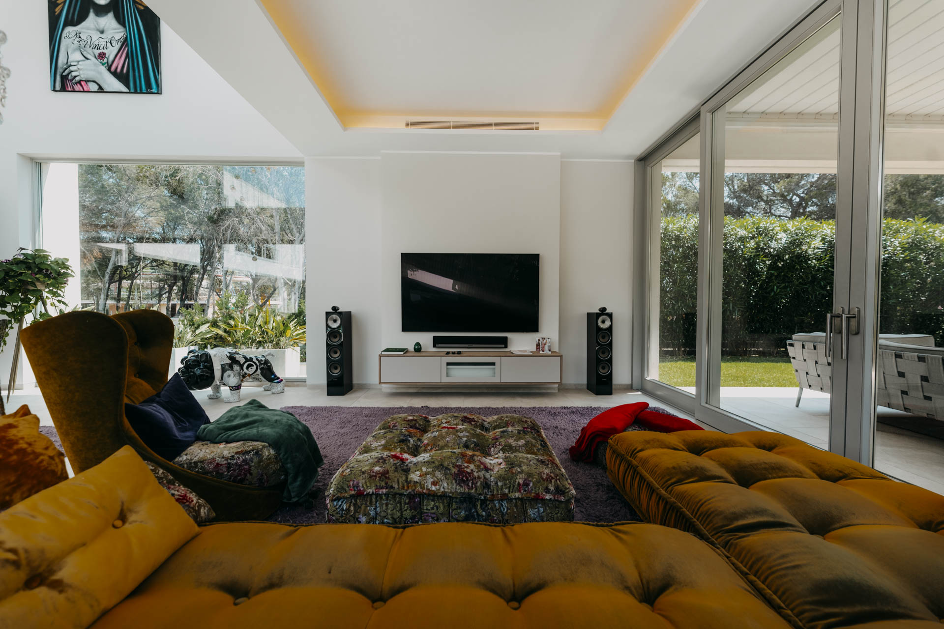 Villa-Ochogavia_unique_properties-70
