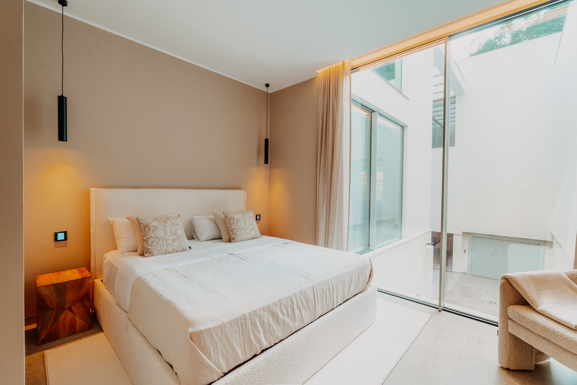 unique_properties_samaniego--26