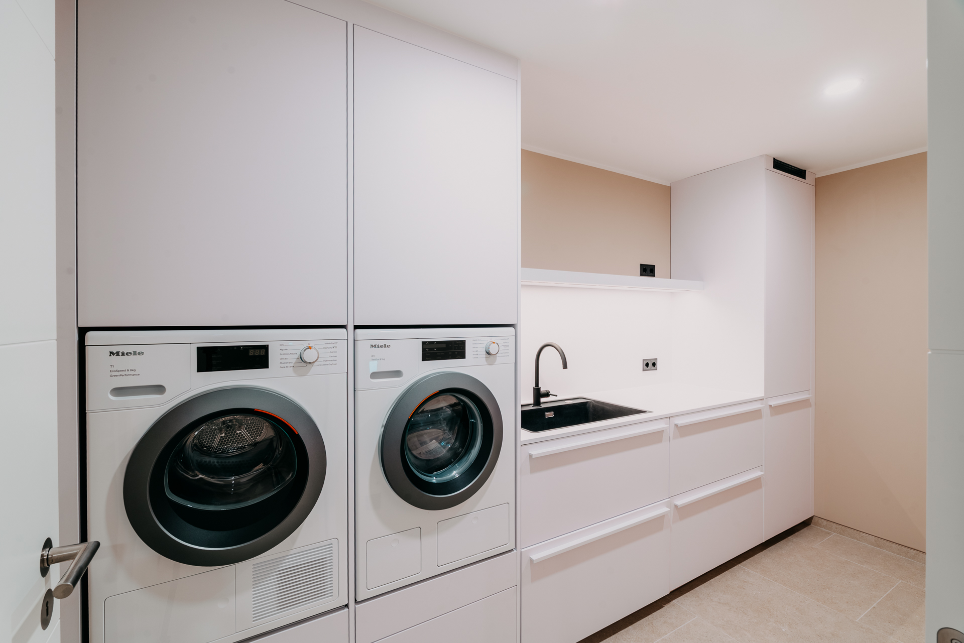 unique_properties_samaniego--34